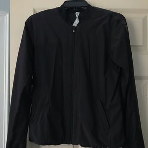 Lululemon Bomber Black seasonal